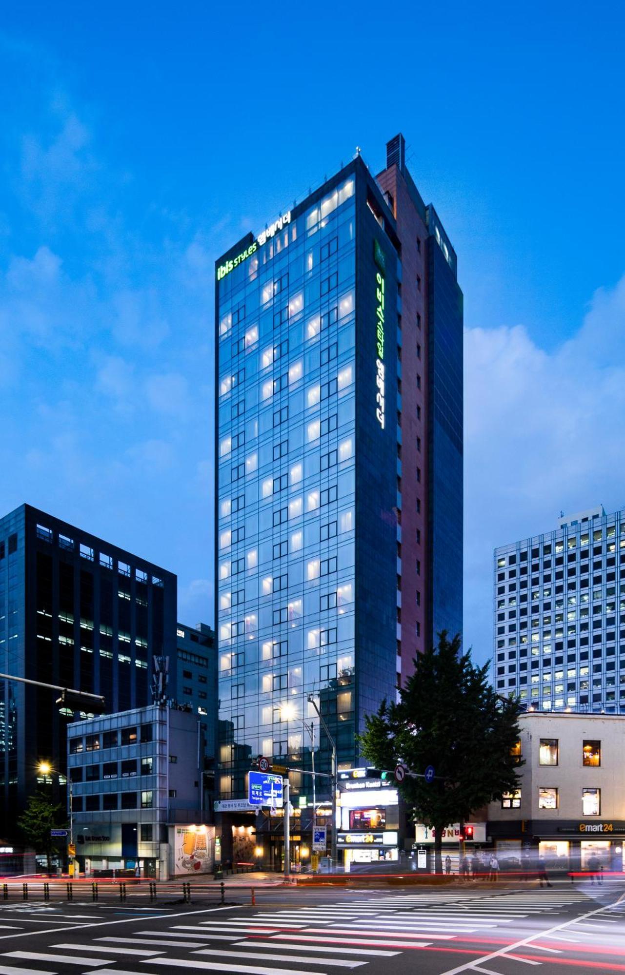 מלון Ibis Styles Ambassador Seoul Myeong-Dong מראה חיצוני תמונה